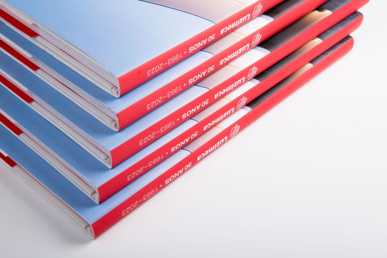 O 30º aniversário da empresa foi assinalado com livro comemorativo